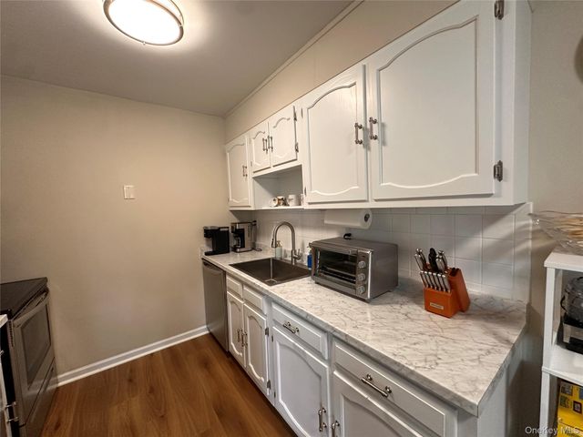 276 Berwick Court A, Ridge, NY 11961