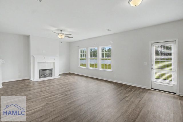 274 Renwick Loop, Hinesville, GA 31313