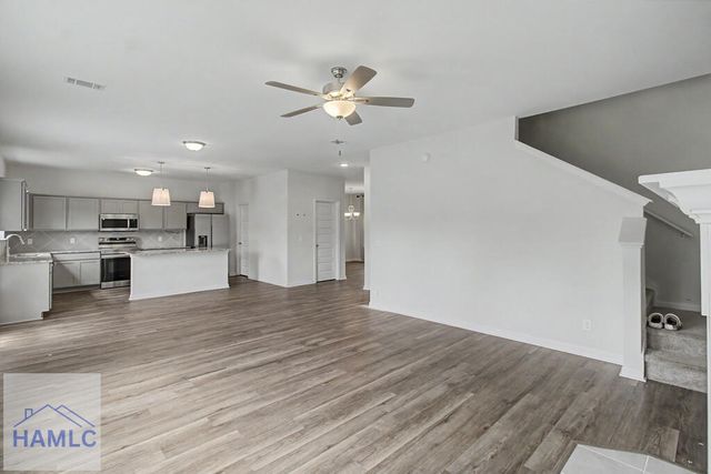 274 Renwick Loop, Hinesville, GA 31313