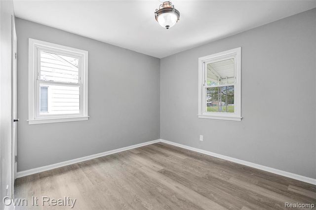 26010 Yale Street, Inkster, MI 48141