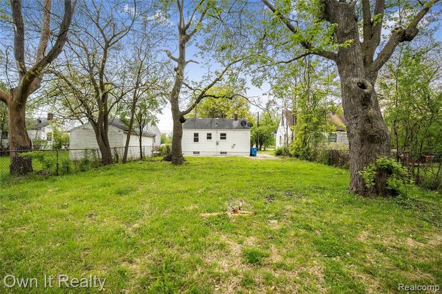 26010 Yale Street, Inkster, MI 48141