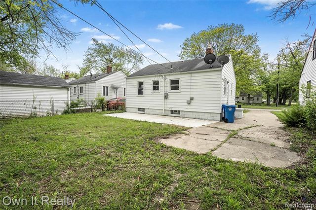 26010 Yale Street, Inkster, MI 48141
