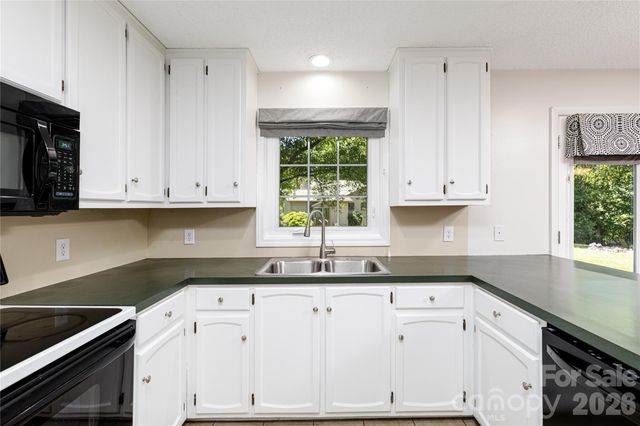 568 Wood Hollow Road, Taylorsville, NC 28681