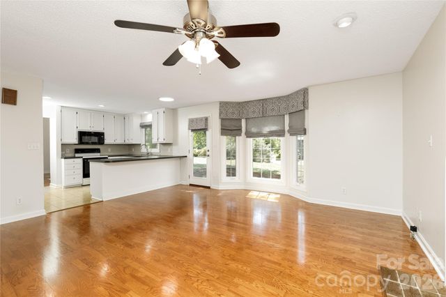 568 Wood Hollow Road, Taylorsville, NC 28681
