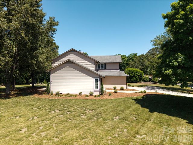 568 Wood Hollow Road, Taylorsville, NC 28681