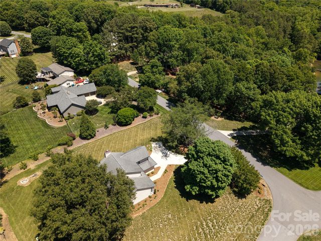 568 Wood Hollow Road, Taylorsville, NC 28681