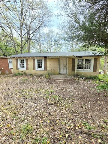 7074 Hammond Way, Lithonia, GA 30058