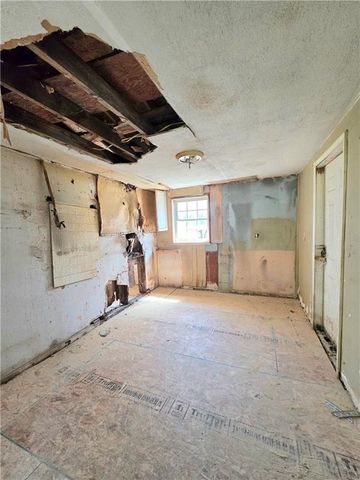 7074 Hammond Way, Lithonia, GA 30058