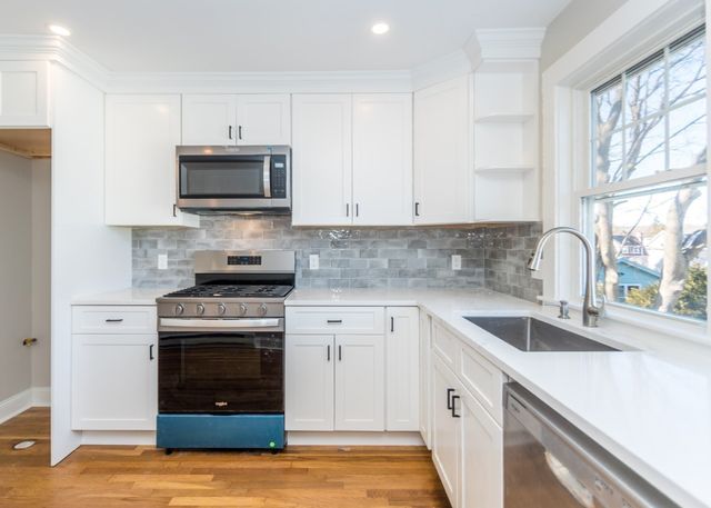 76 Barbara Road 1, Waltham, MA 02453