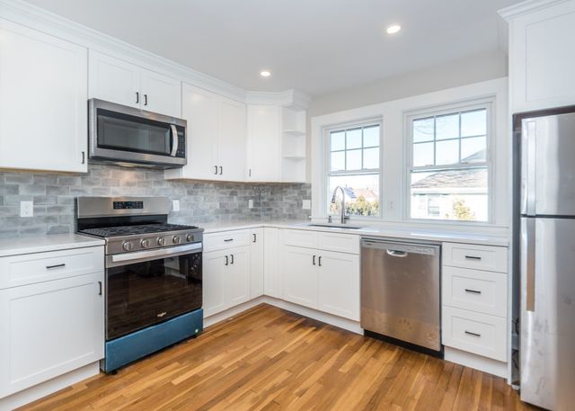 76 Barbara Road 1, Waltham, MA 02453