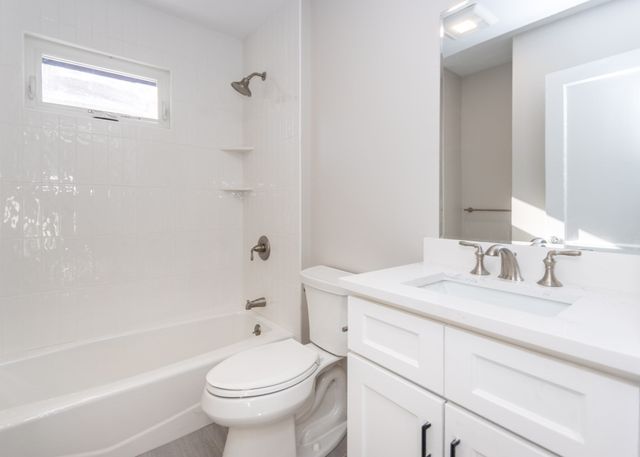 76 Barbara Road 1, Waltham, MA 02453