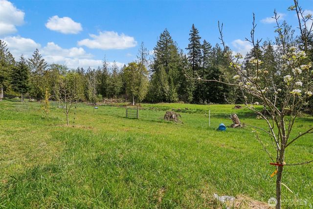 291 E Orchid Lane, Grapeview, WA 98546