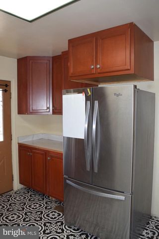 611 S 9TH ST, Perkasie, PA 18944