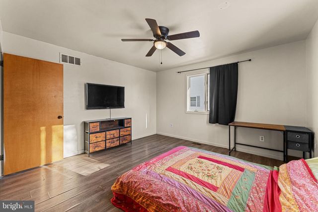 611 S 9TH ST, Perkasie, PA 18944