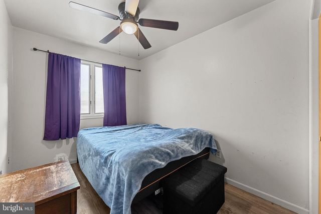 611 S 9TH ST, Perkasie, PA 18944