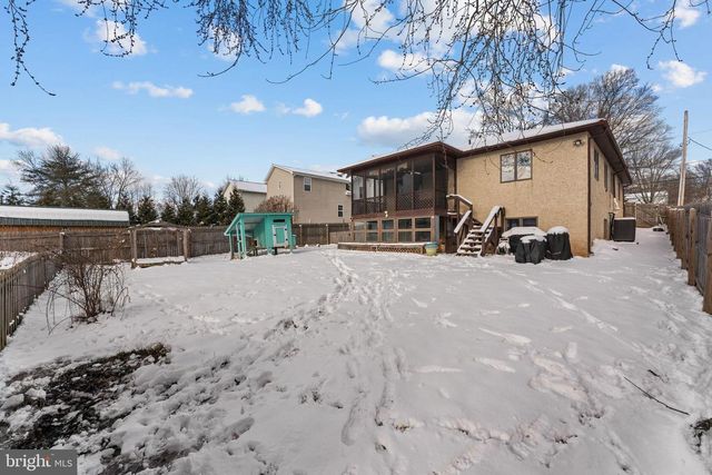 611 S 9TH ST, Perkasie, PA 18944