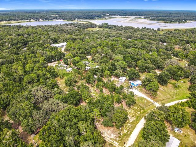 114 PLANTATION WAY, Hawthorne, FL 32640