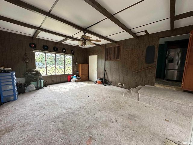 605 W STATE Street, Buckner, IL 62819