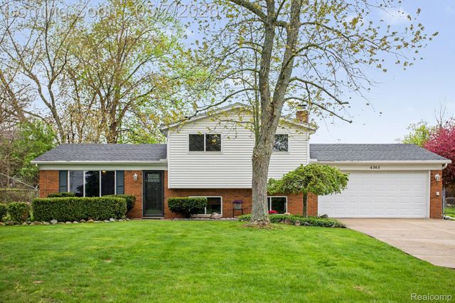 4363 Nelsey Road, Waterford Charter Township, MI 48329