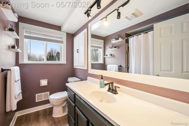 4363 Nelsey Road, Waterford Charter Township, MI 48329