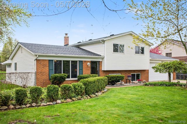 4363 Nelsey Road, Waterford Charter Township, MI 48329