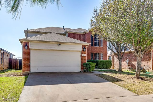 3221 Gettysburg Lane, Fort Worth, TX 76123