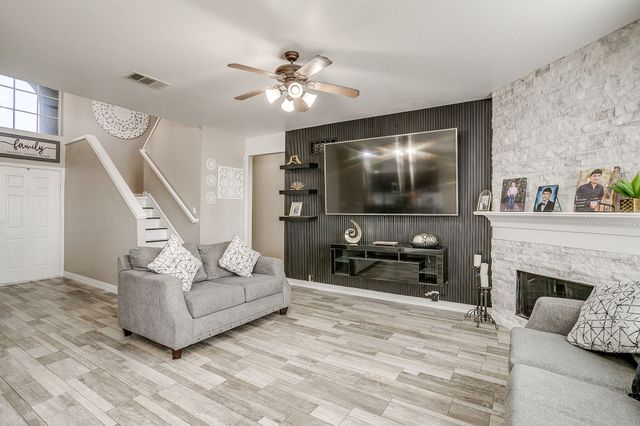 3221 Gettysburg Lane, Fort Worth, TX 76123