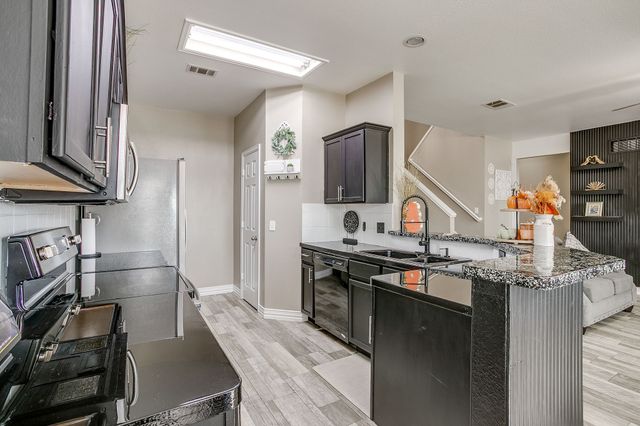 3221 Gettysburg Lane, Fort Worth, TX 76123