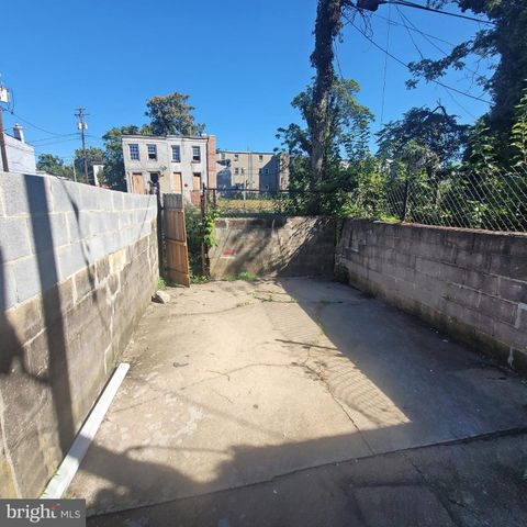 1816 MCHENRY ST, Baltimore, MD 21223
