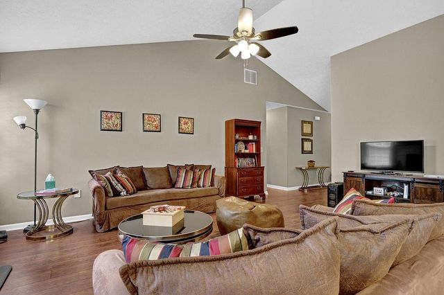 104 Jacob Drive, Hoschton, GA 30548