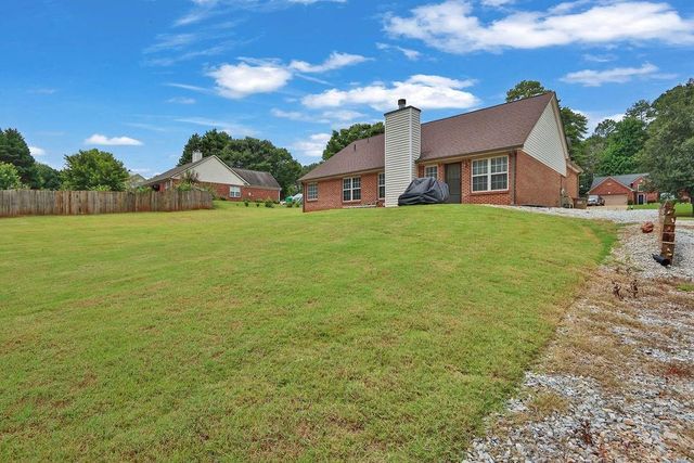 104 Jacob Drive, Hoschton, GA 30548