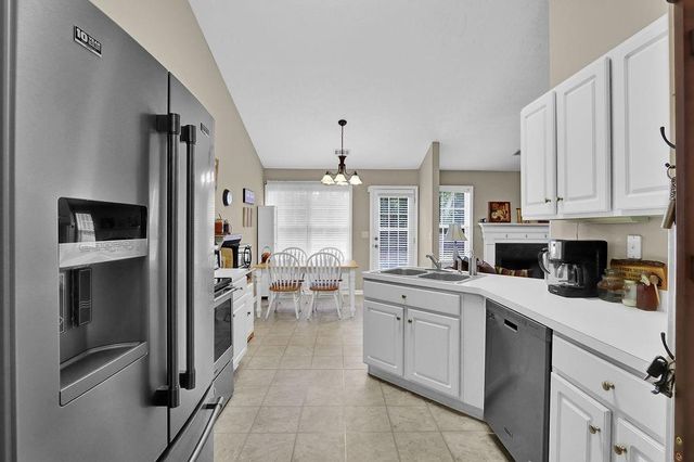 104 Jacob Drive, Hoschton, GA 30548