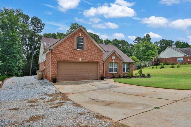 104 Jacob Drive, Hoschton, GA 30548