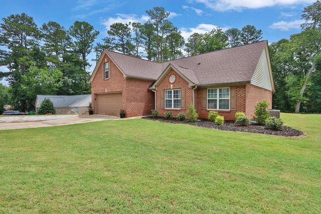 104 Jacob Drive, Hoschton, GA 30548
