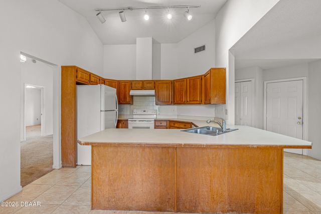 808 George Hecker Drive, South Daytona, FL 32119