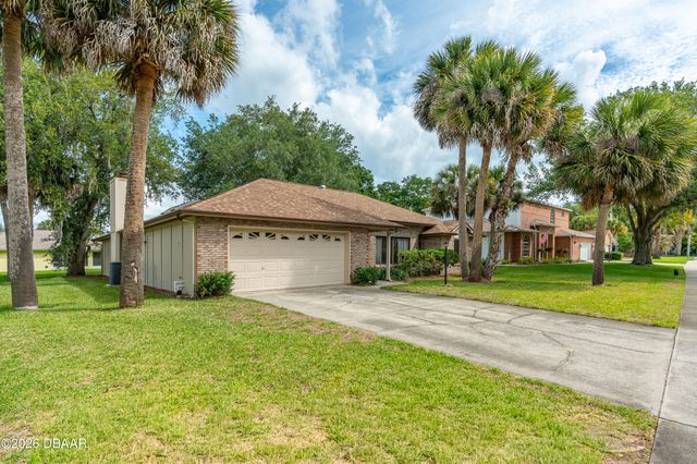 808 George Hecker Drive, South Daytona, FL 32119