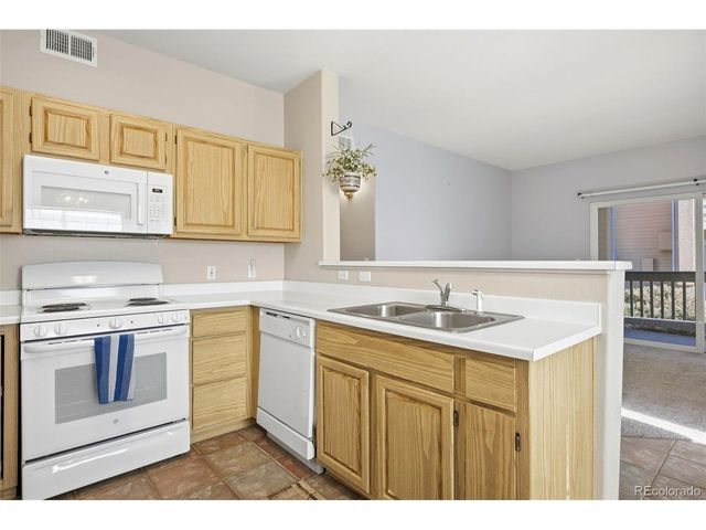 1130 Opal St 104, Broomfield, CO 80020