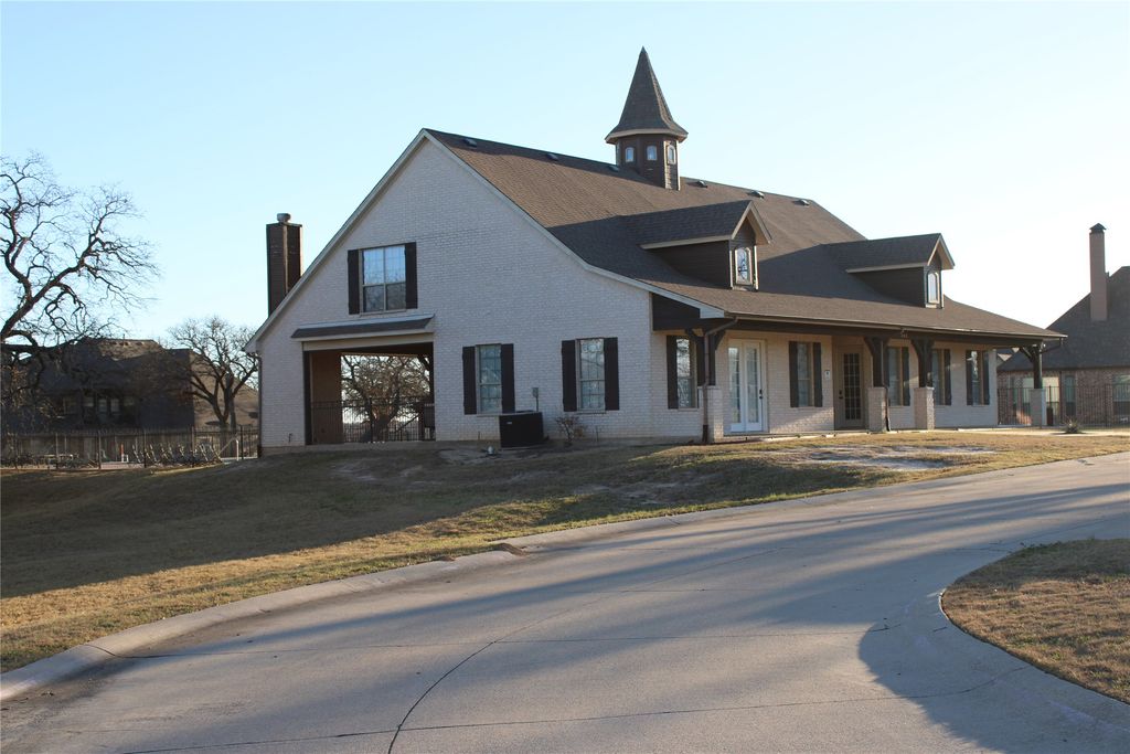 133 Highgate Drive, Boyd, TX 76023 — photo 2
