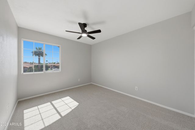 516 W SMOKE TREE Road, Gilbert, AZ 85233