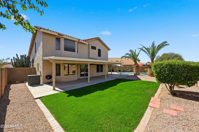 516 W SMOKE TREE Road, Gilbert, AZ 85233