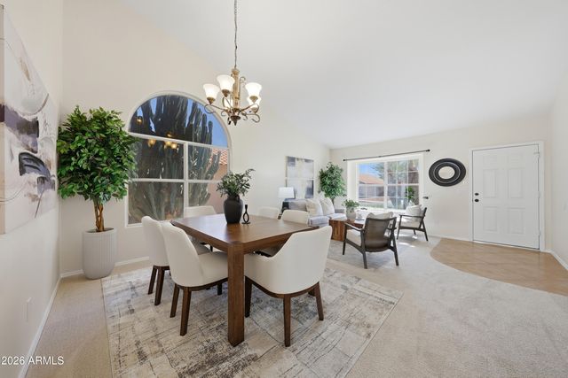 516 W SMOKE TREE Road, Gilbert, AZ 85233