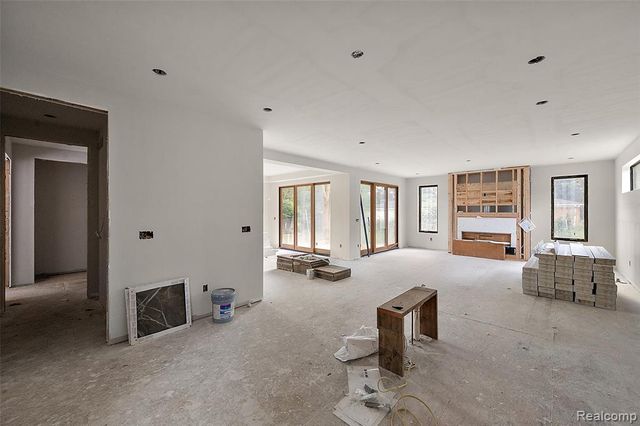 1500 Villa Road, Birmingham, MI 48009