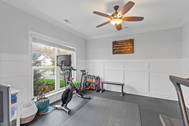 558 Deer Valley Drive, Hixson, TN 37343