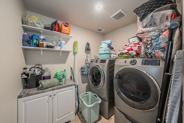 6012 Englishoak Drive, Arlington, TX 76016