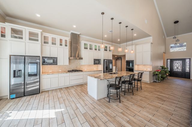 6012 Englishoak Drive, Arlington, TX 76016