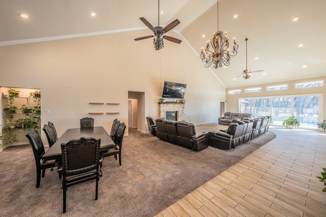 6012 Englishoak Drive, Arlington, TX 76016