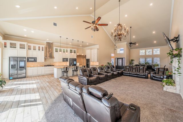 6012 Englishoak Drive, Arlington, TX 76016