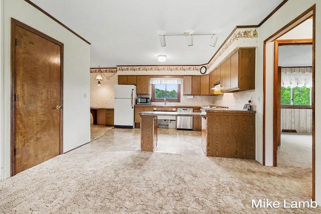 3685 20th Street, Dorr, MI 49323