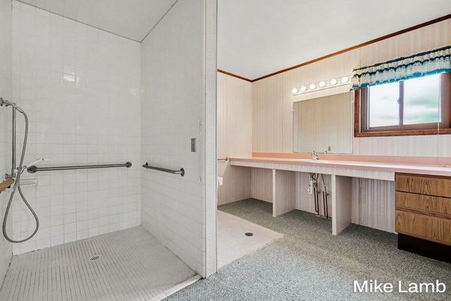 3685 20th Street, Dorr, MI 49323
