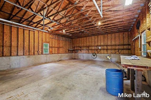 3685 20th Street, Dorr, MI 49323